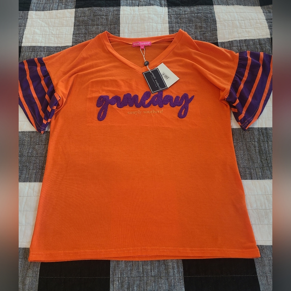 Simply Southern GameDay Shirt Size Small
